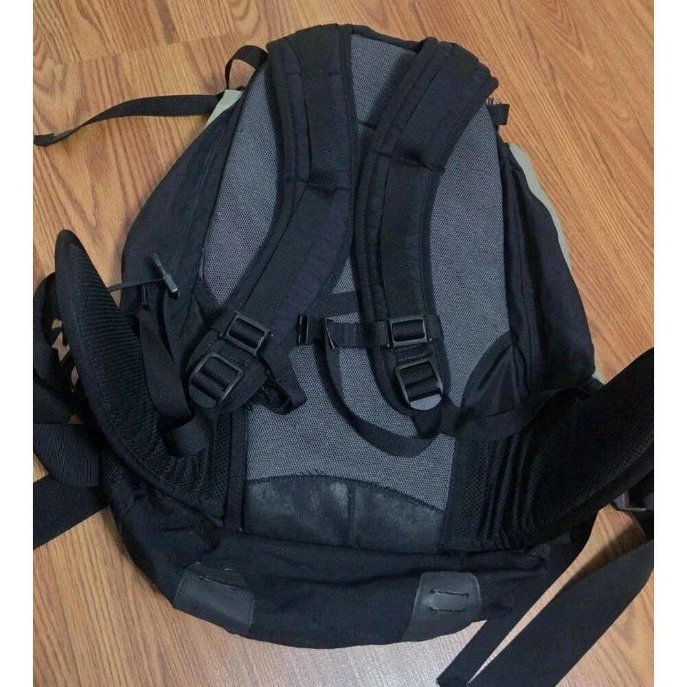 Kelty Redwing 2000 Backpack Hiking Camping Travel Daypack Internal Frame Green